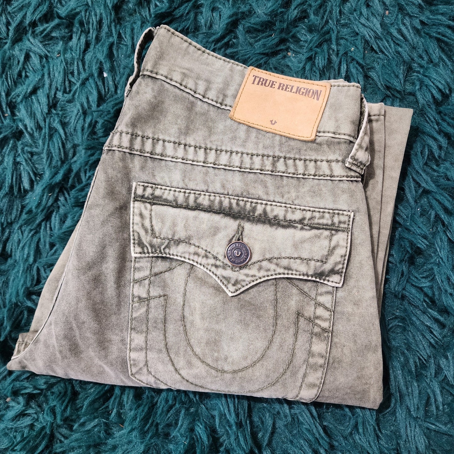 True Religion Women's Jeans Size 29 – Distressed Green Wash, Flap Back Pockets