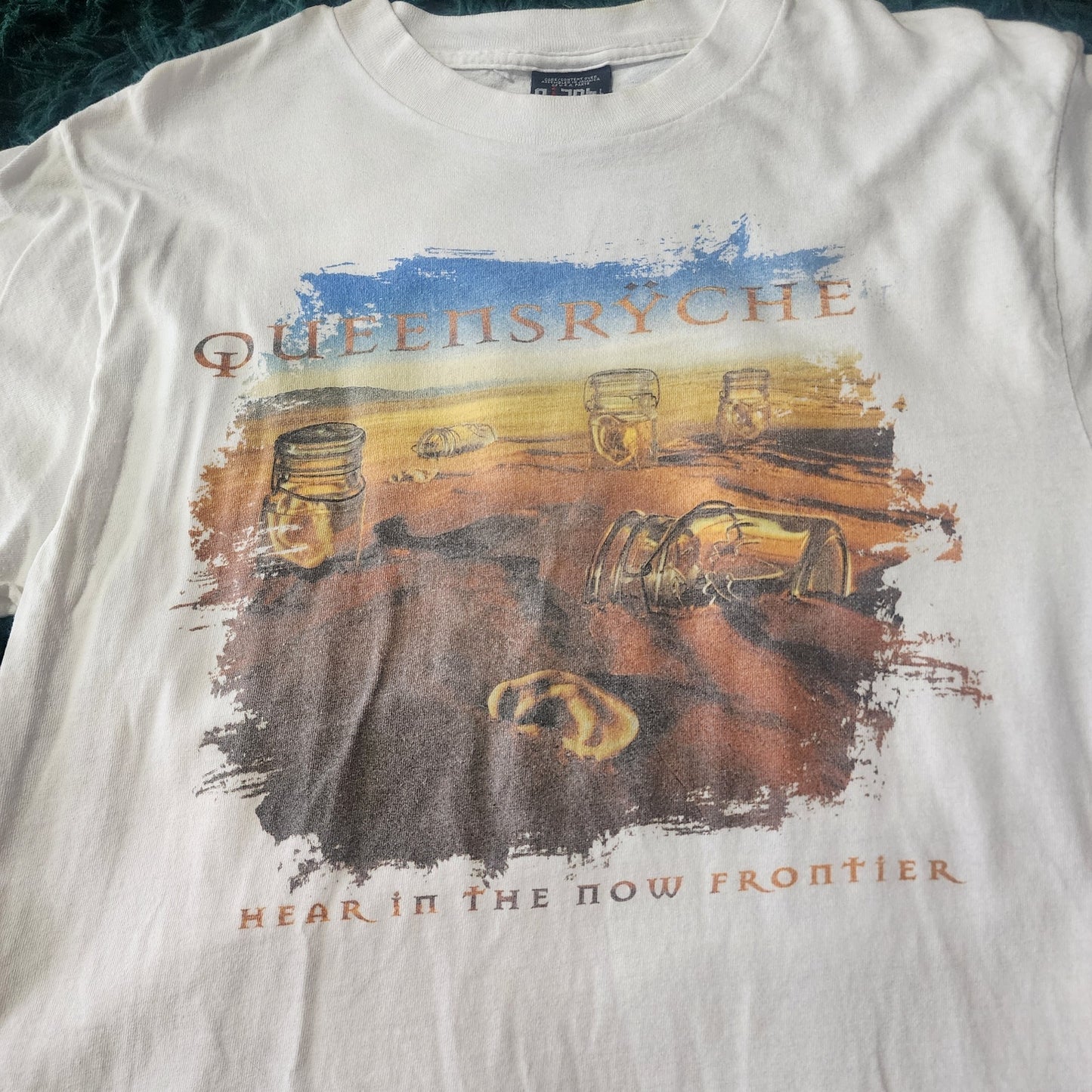 🔥 Vintage Queensrÿche "Hear in the Now Frontier" World Tour Tee 🔥