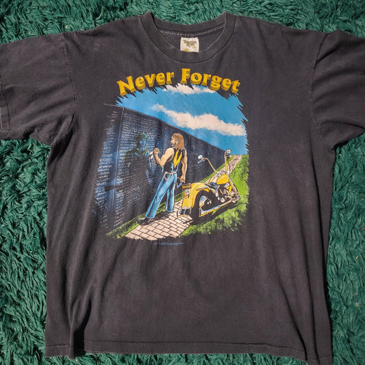 Vintage 1995 “Never Forget” Vietnam Memorial Biker T-Shirt 25x28 USA Made