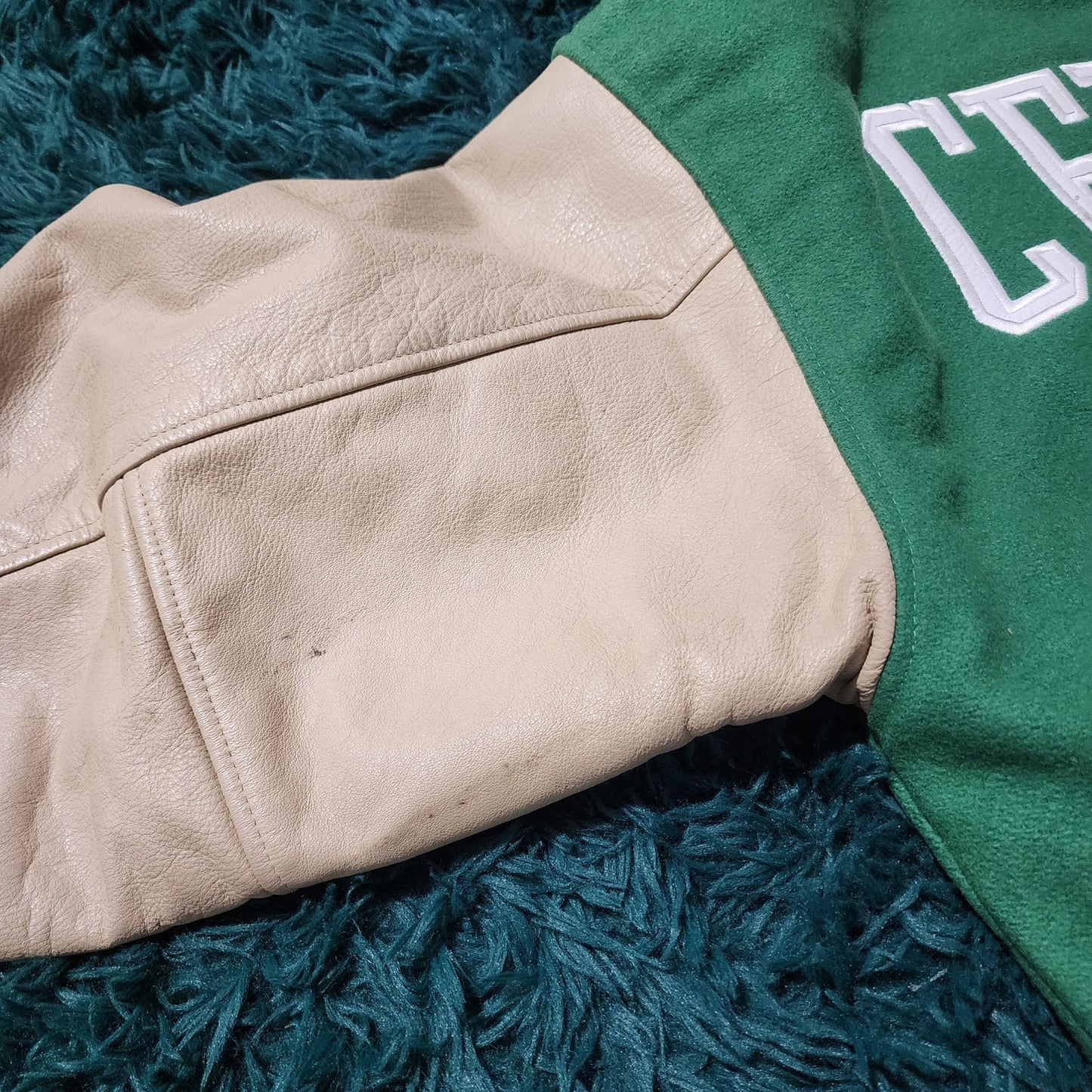 🔥 Vintage Nike Boston Celtics Varsity Jacket - XL 🔥