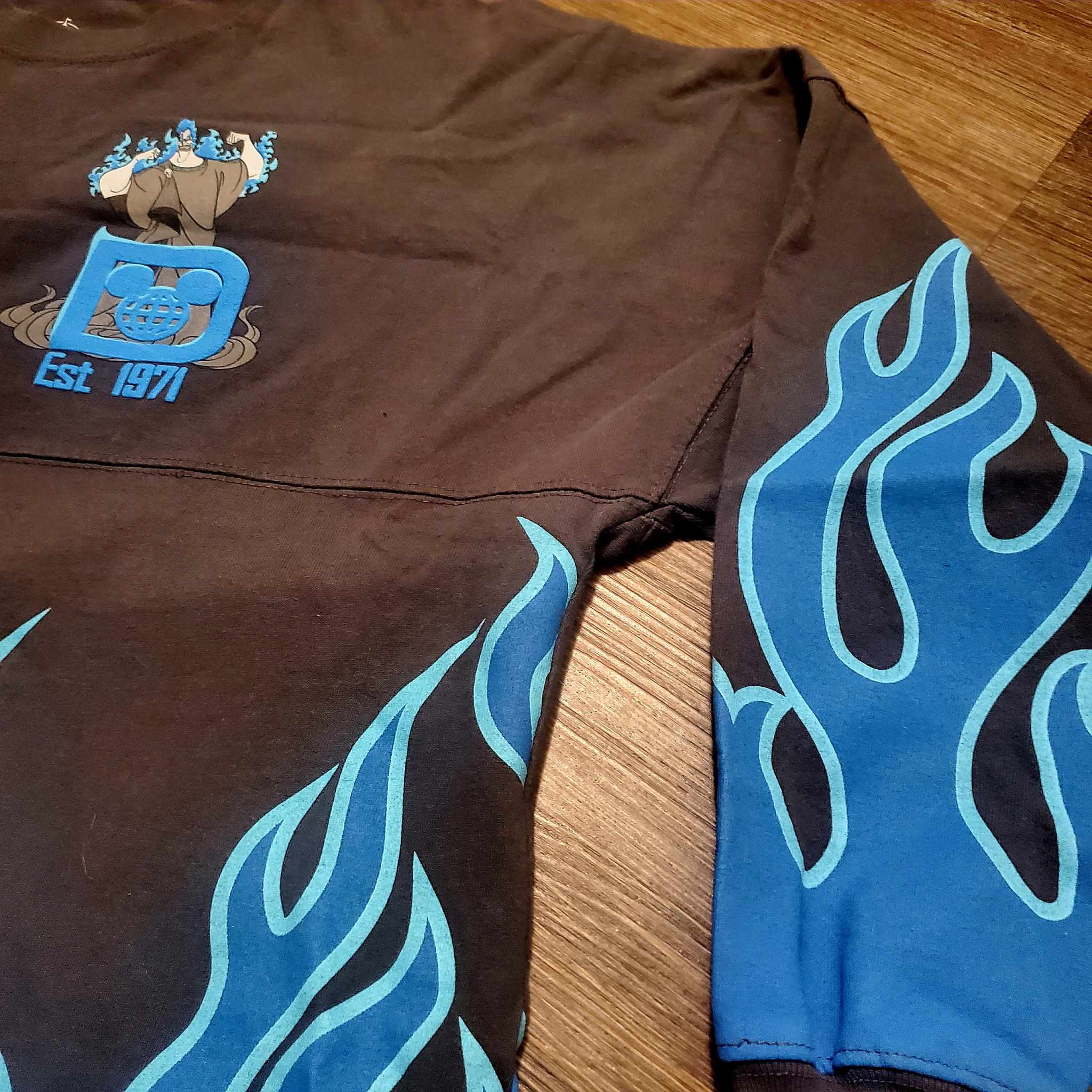 Disney Parks Disneyworld Hades Spirit Jersey Size LARGE shops NWT