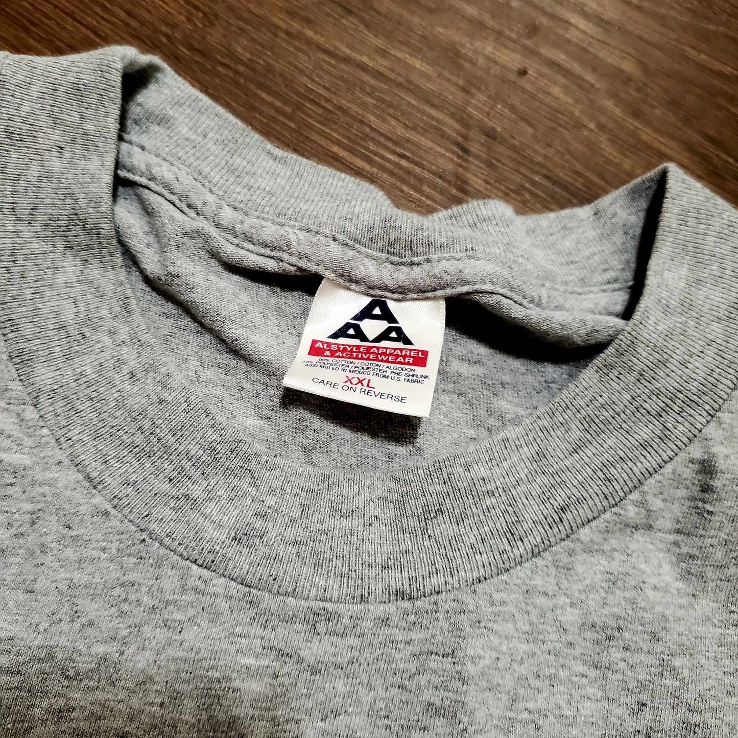 (XXL) Vtg Seaworld Dolphin T-Shirt