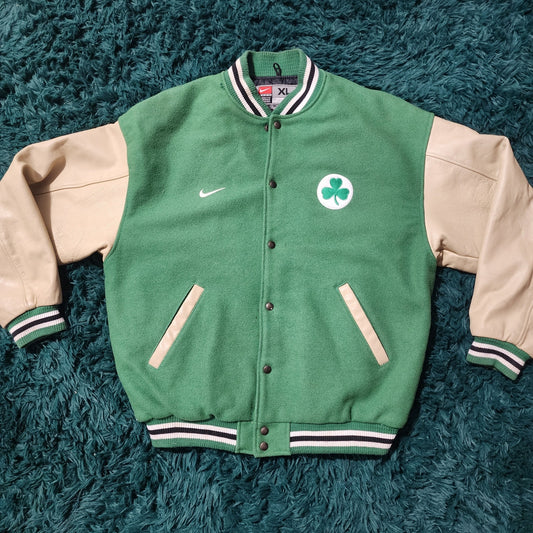 🔥 Vintage Nike Boston Celtics Varsity Jacket - XL 🔥
