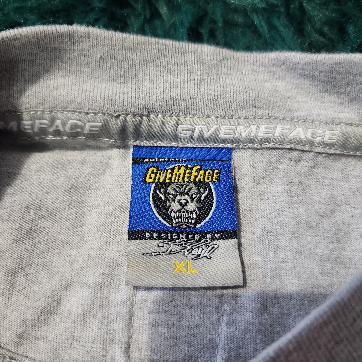 💪 Vintage Give Me Face “Still Keeping It Gully” Long Sleeve 💪