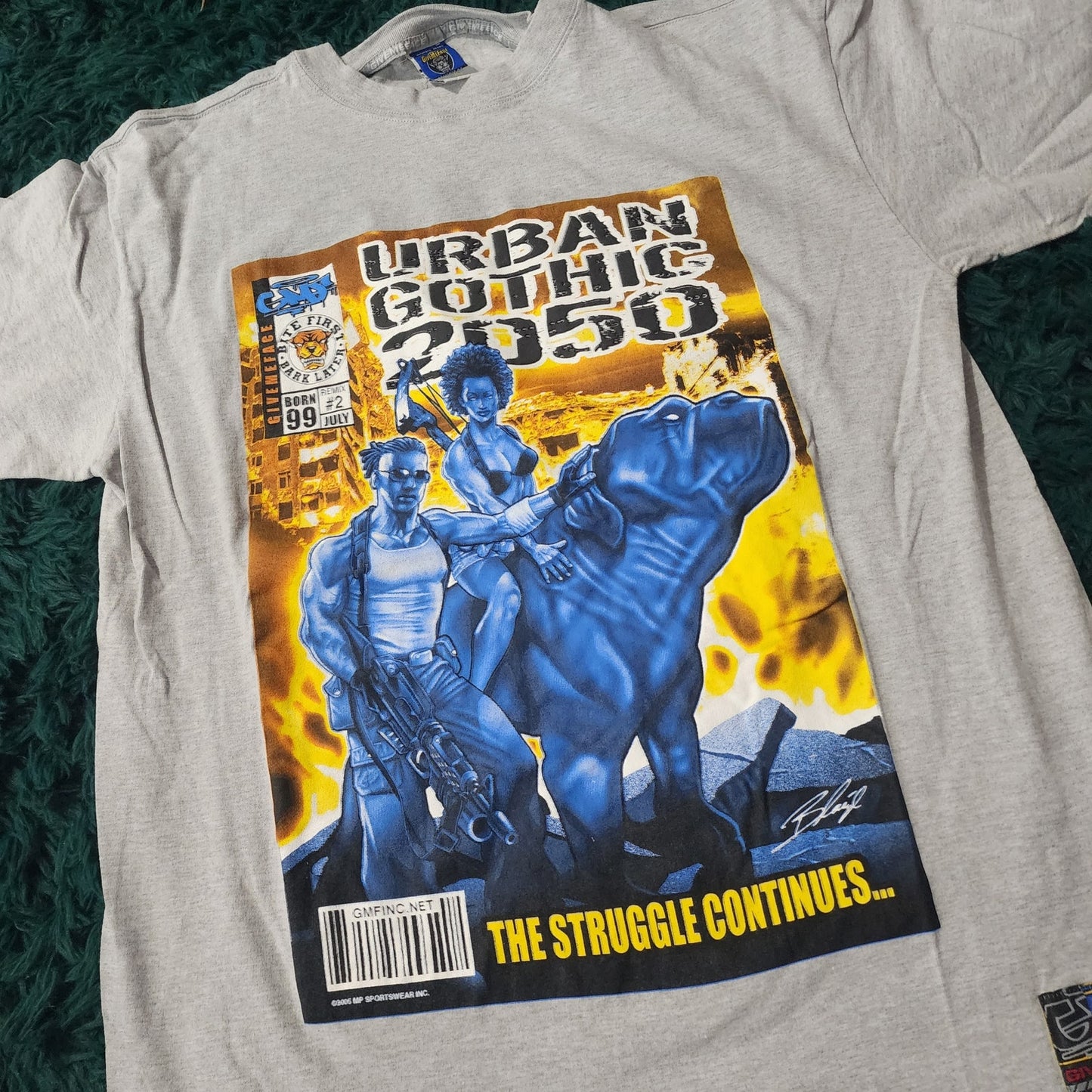 🔥 Vintage Y2K URBAN GOTHIC 2050 Graphic Tee 🔥