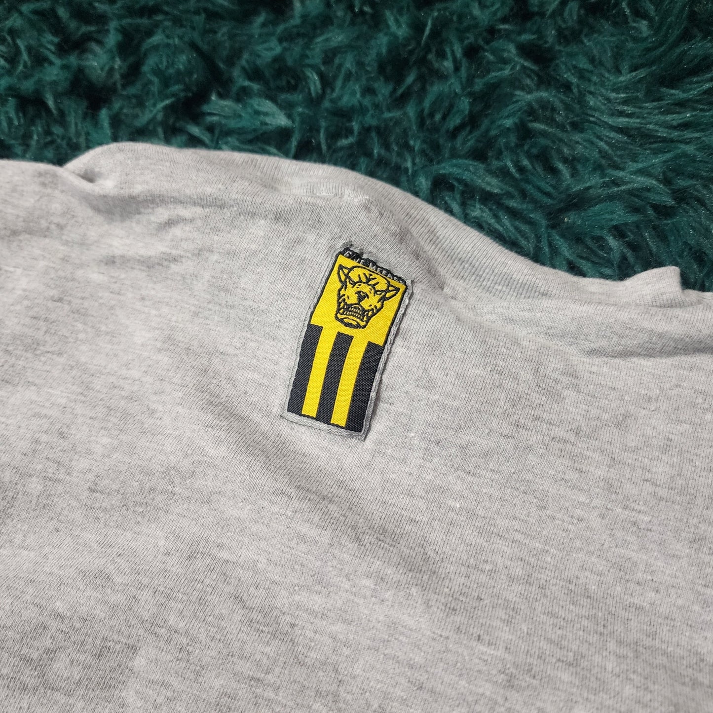 🔥 Vintage Y2K URBAN GOTHIC 2050 Graphic Tee 🔥