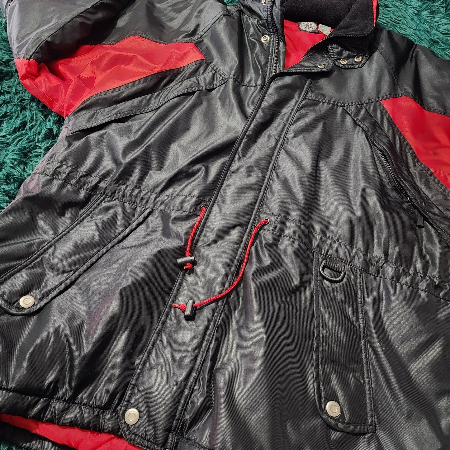 🧭 Vintage Marlboro Puffer Windbreaker 🧭
